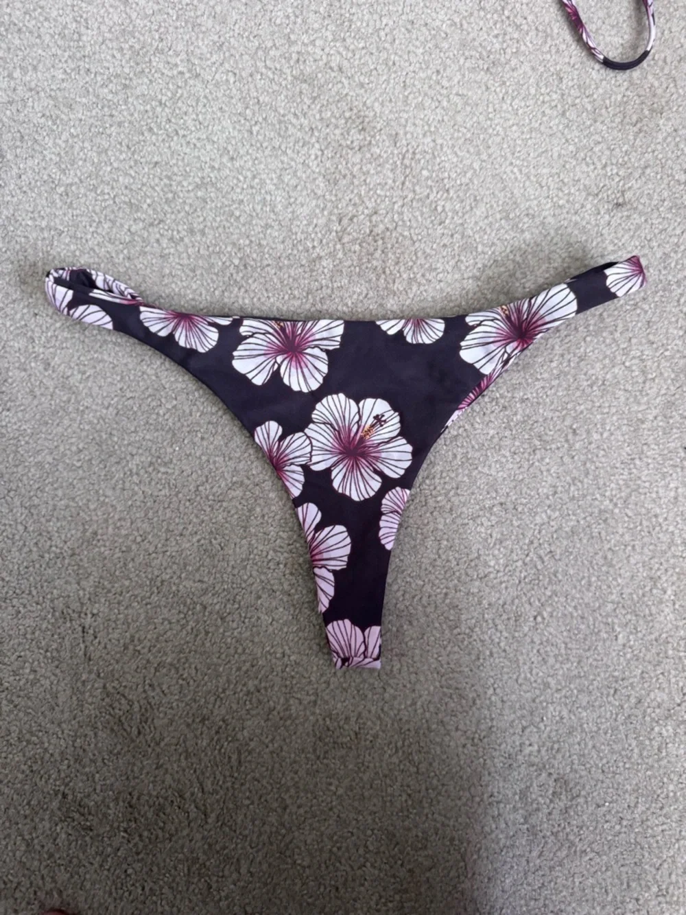 Benoa Bikini - Picture 3 of 3